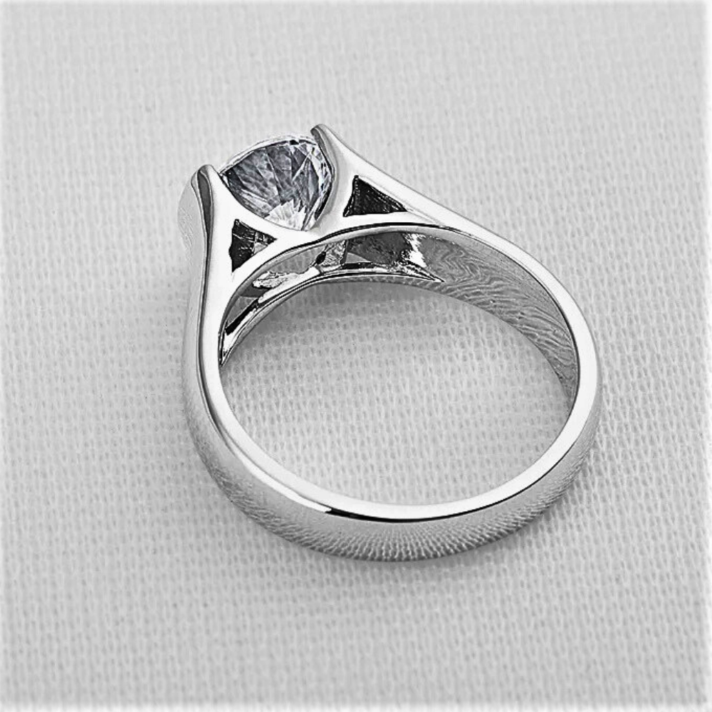 Solitario a Musone con Moissanite D Color VVS1 da ct 2,00