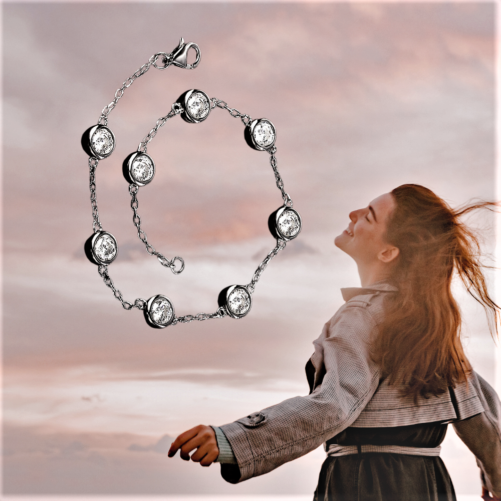 Bracciale con  8 castoni tondi con Ct 2,40 di Moissanite D Color
