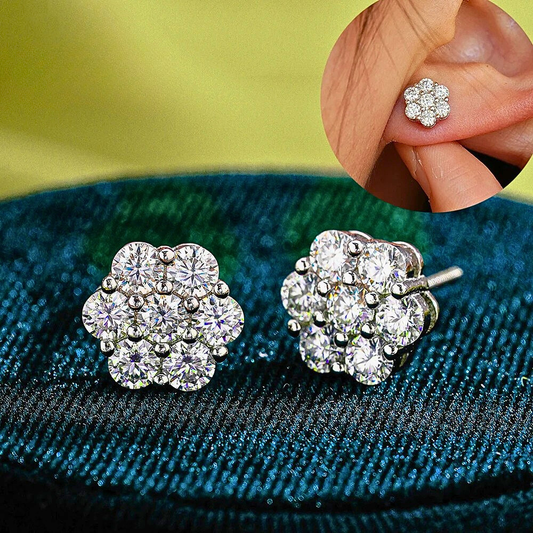 Orecchini a Fiore con 14 Moissaniti: Eleganza Brillante, Stile Senza Tempo