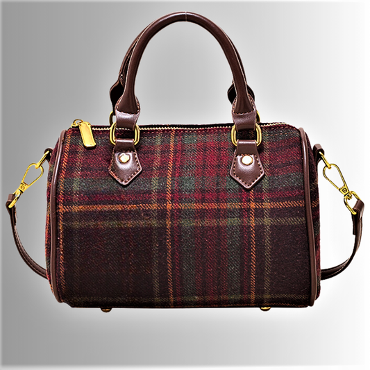 Mini Bolso Estilo Inglés Elegancia y Tendencia en Formato Compacto 
