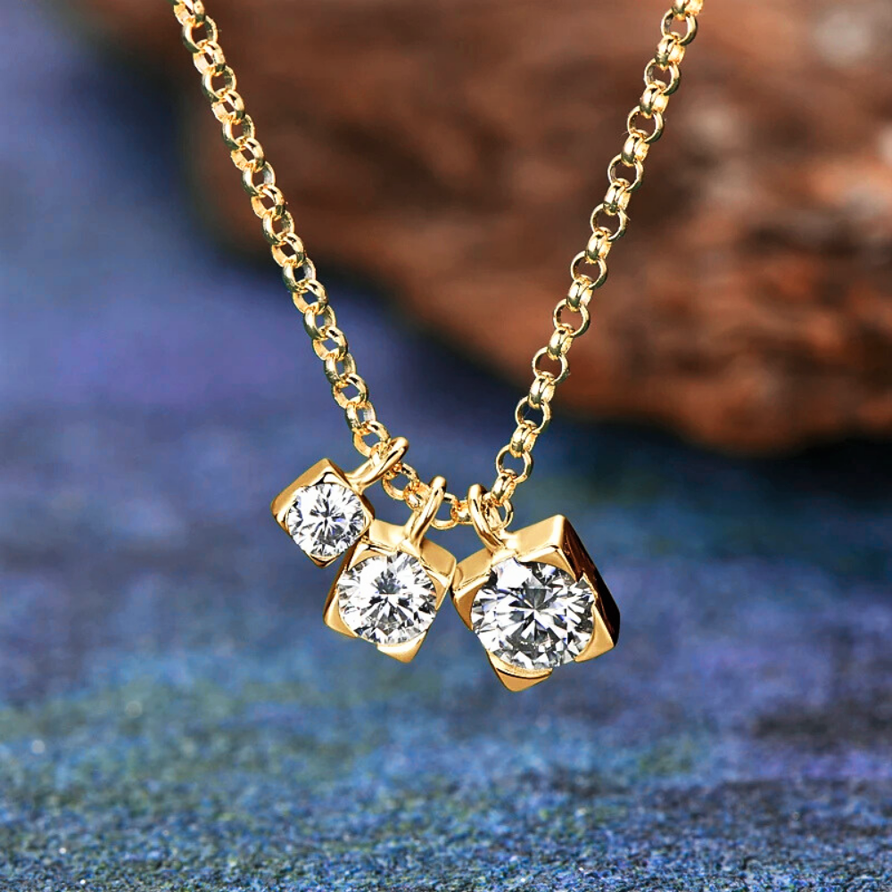 Collana a Tre Ciondoli con Moissaniti per ct 0,90