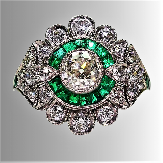 "Giglio Antico" A Precious Tribute to Italian Goldsmith Mastery