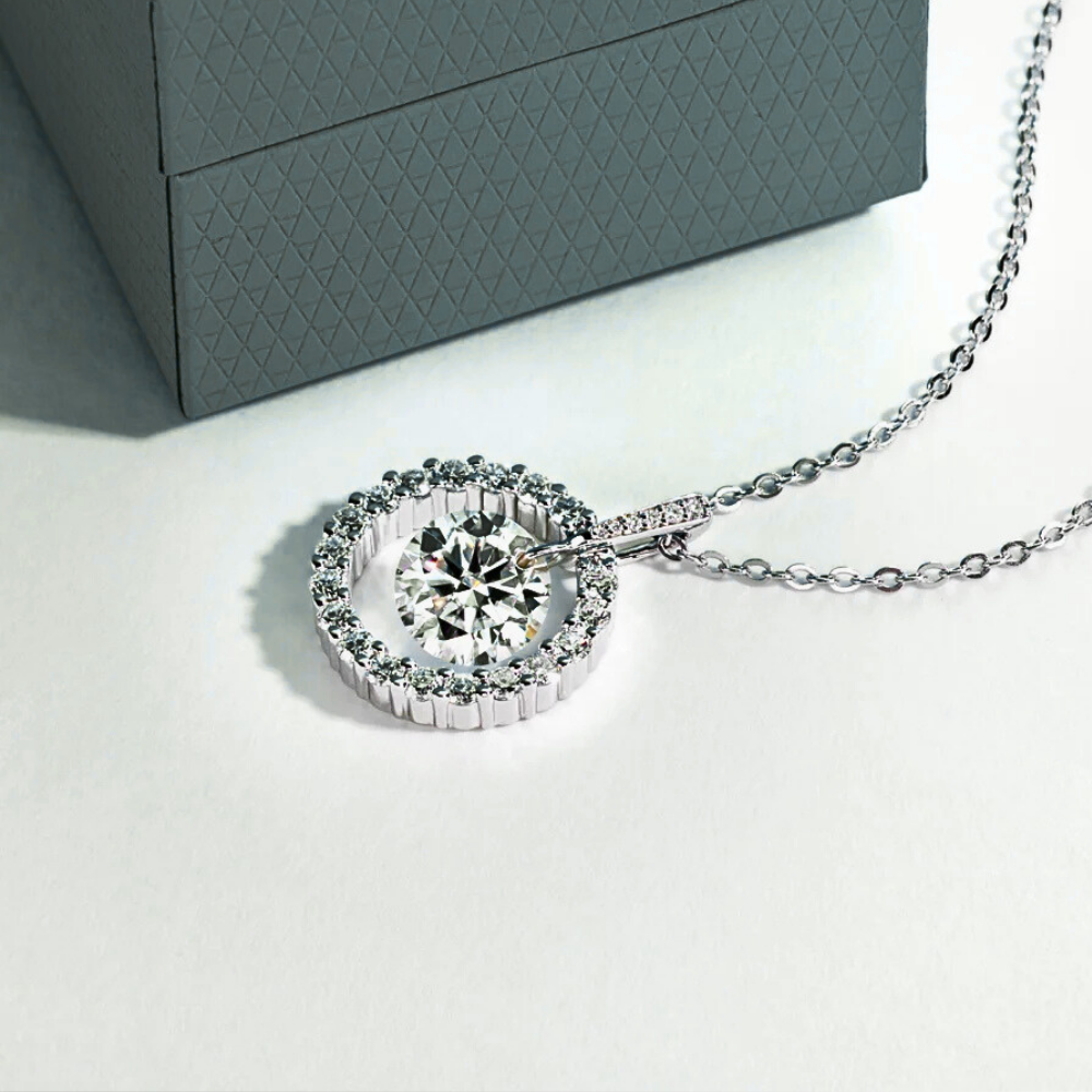 Collana con Ciondolo di Moissaniti per ct 3,79