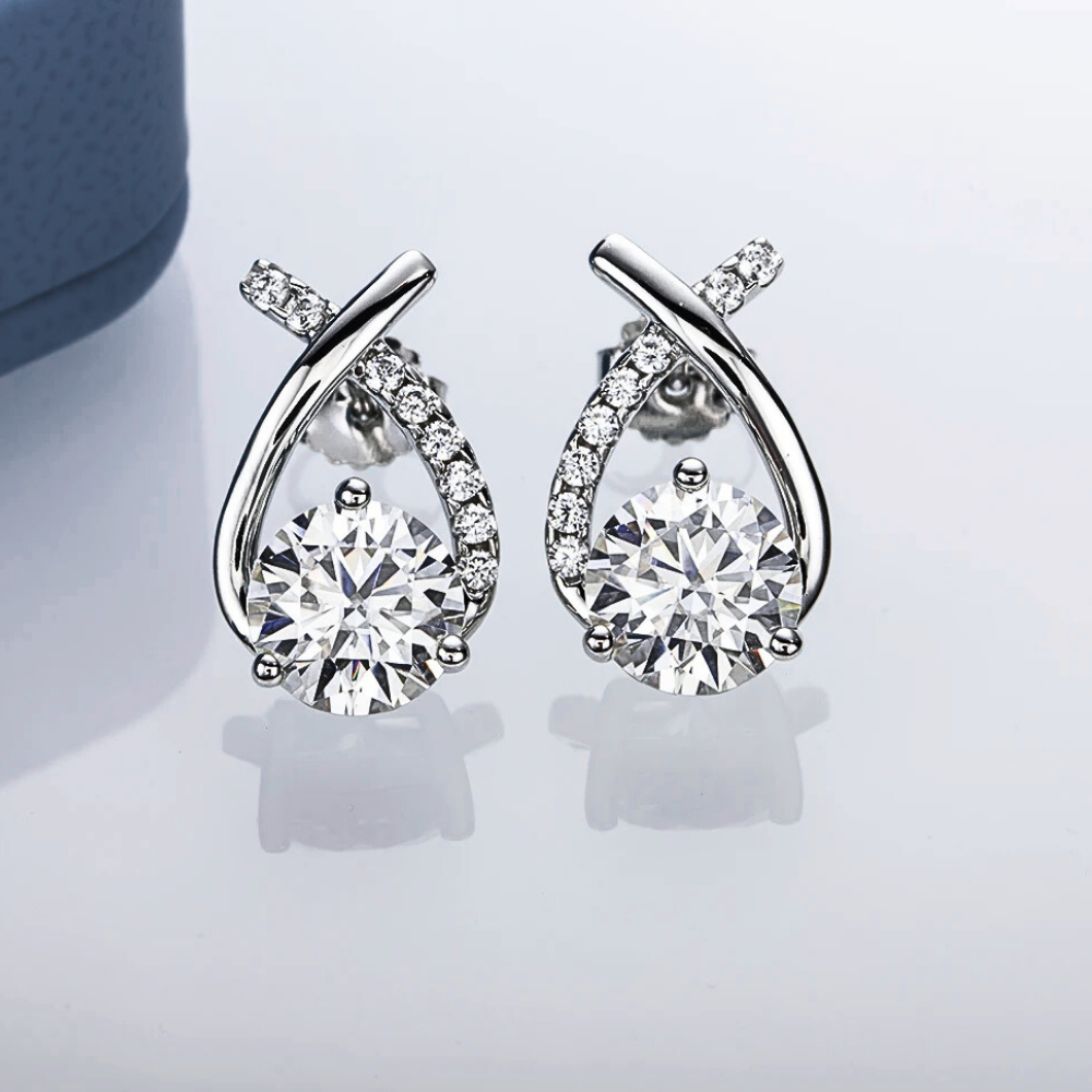 Orecchini a Nodo con Moissaniti per ct 4,28