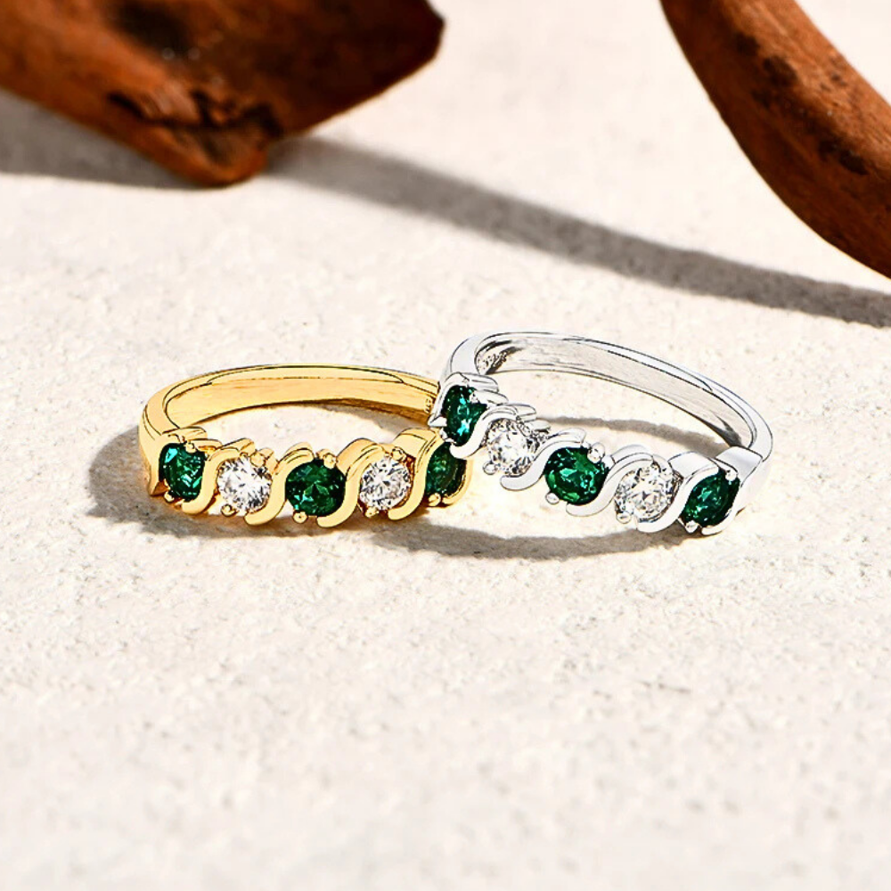 Fede a 5 pietre Bicolore in Mossanite