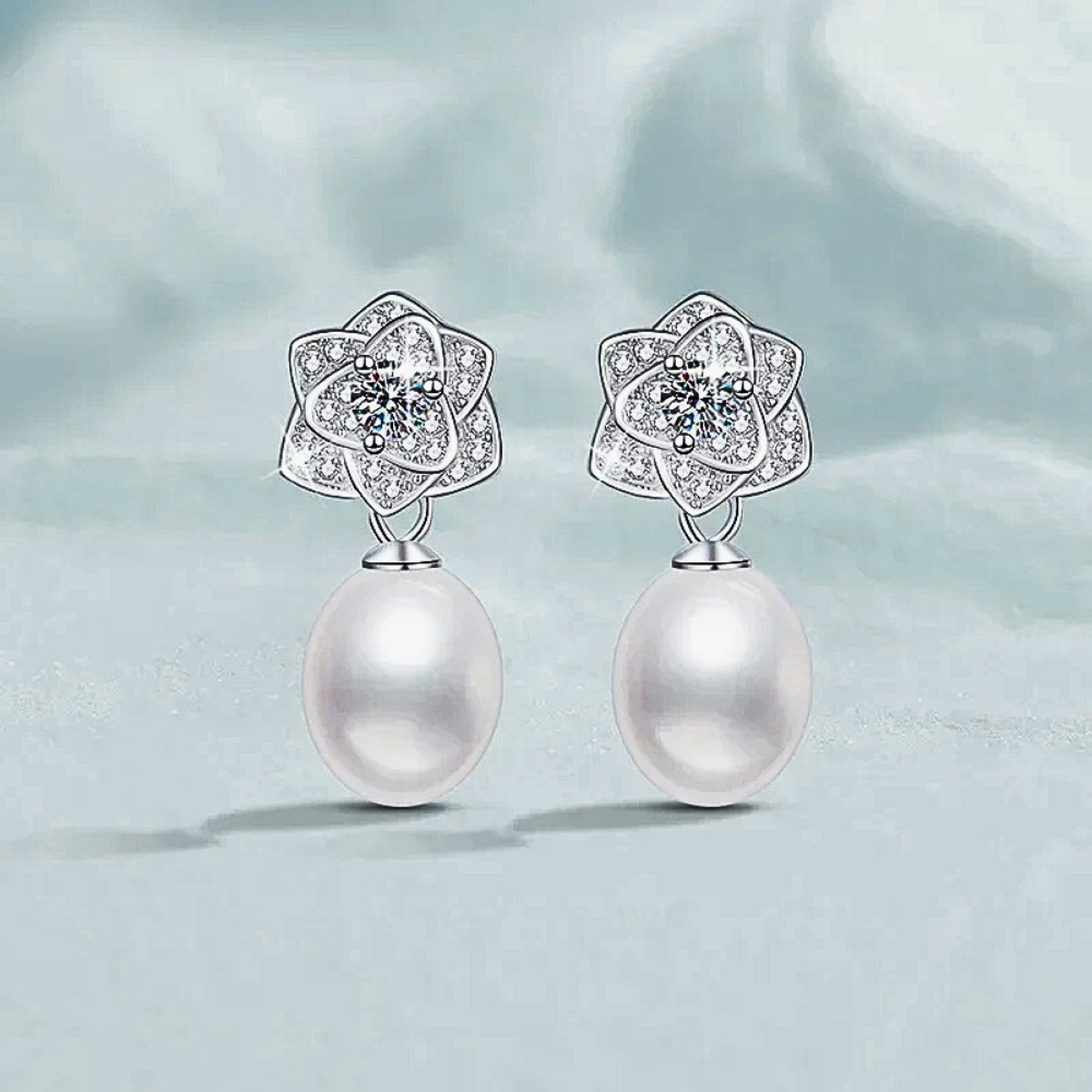 Orecchini a Fiore con Moissaniti e Perle Naturali