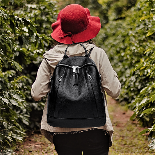 Mochila de piel de becerro negra Suavidad y elegancia