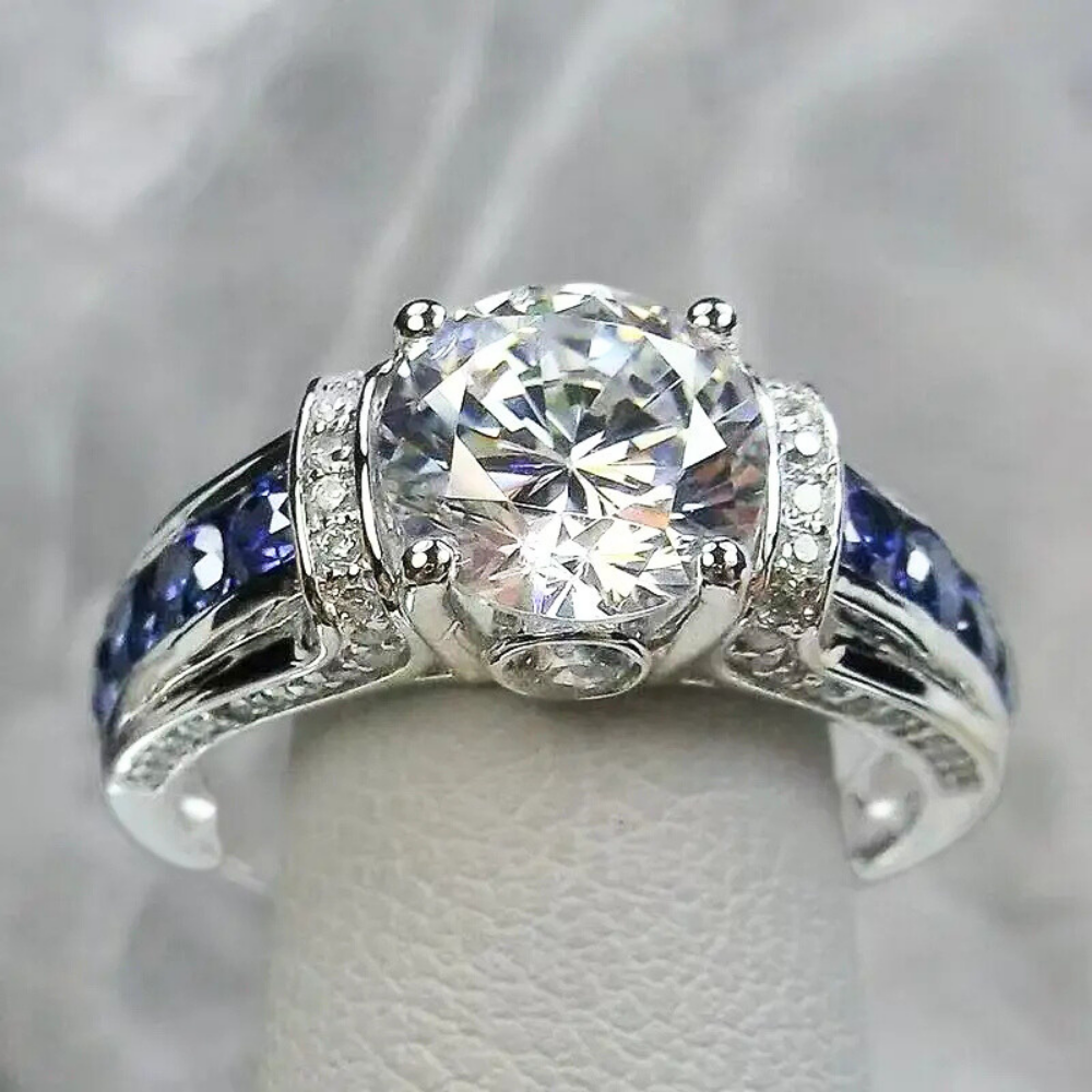 Fascia in Moissaniti con pietra centrale da ct 2,00