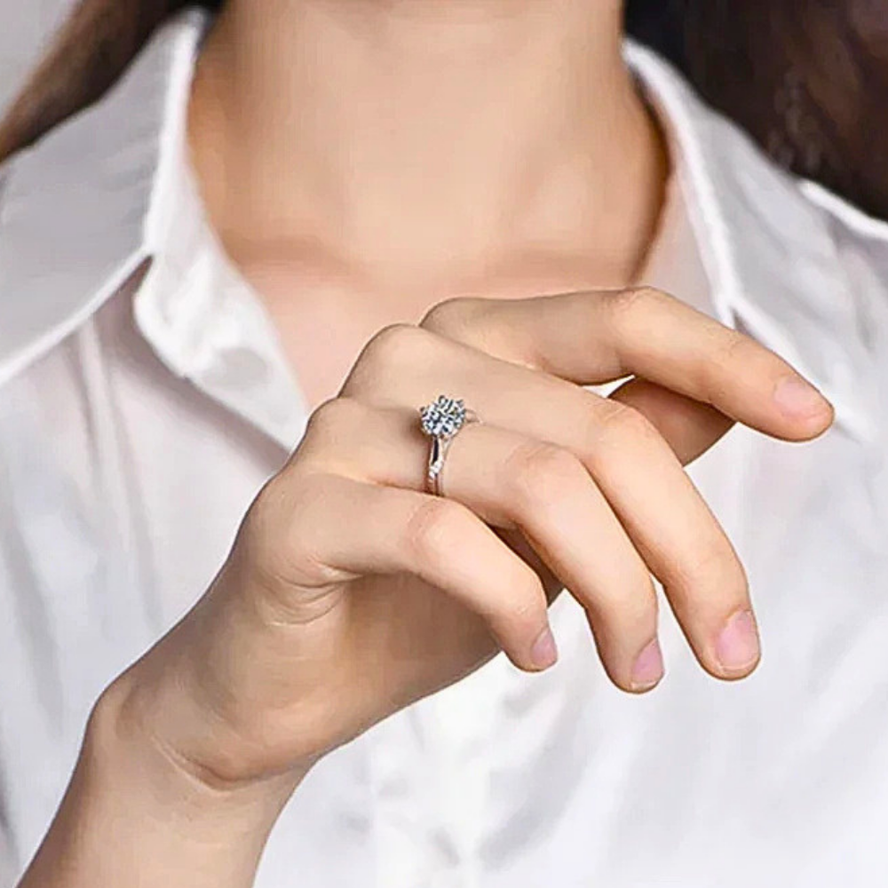 Solitario con Moissanite di ct 3,00