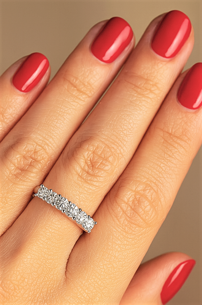 Fede a 5 pietre con  Moissaniti per ct 1,50