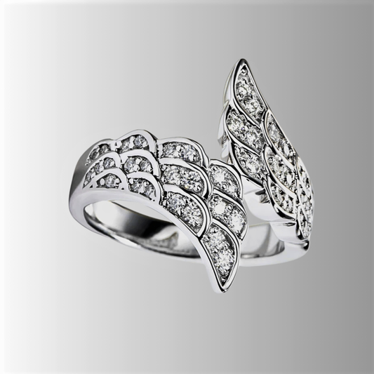 Anello Contrariè a due Ali con Moissaniti D Color