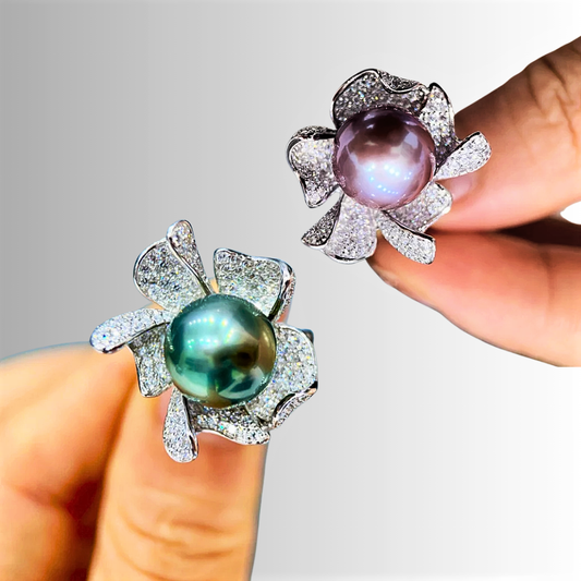 Anello Floreale con Perla Naturale d'Acqua Dolce da 11-12mm