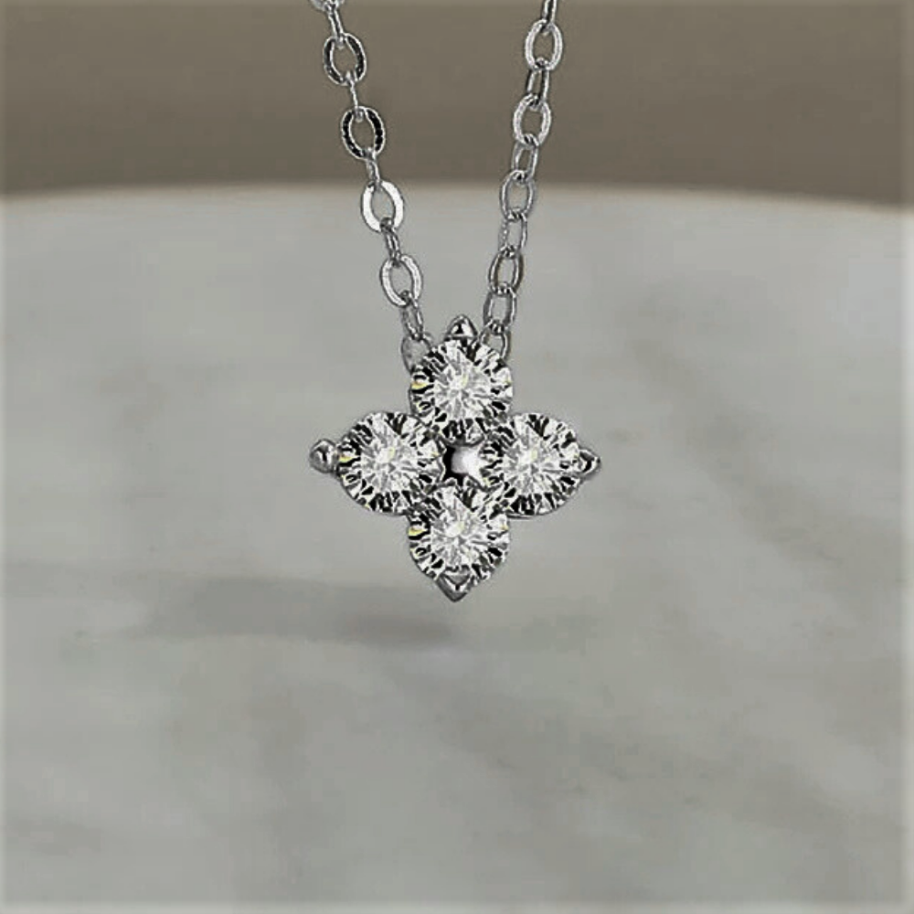 Parure "Croce di Luce": Collana e Orecchini in Moissanite D Color
