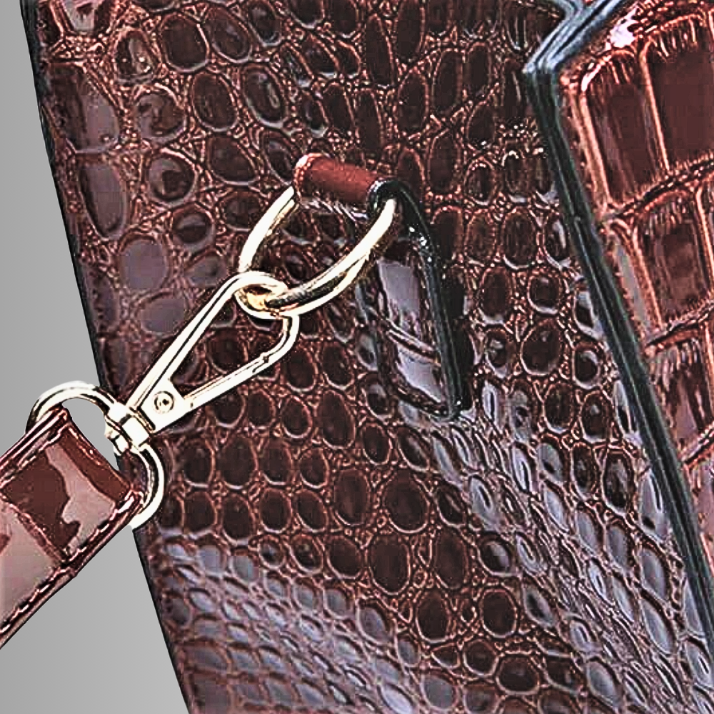 Set di Borsa, Pochette e Portachiavi in Fiore di Pelle di Vitellino