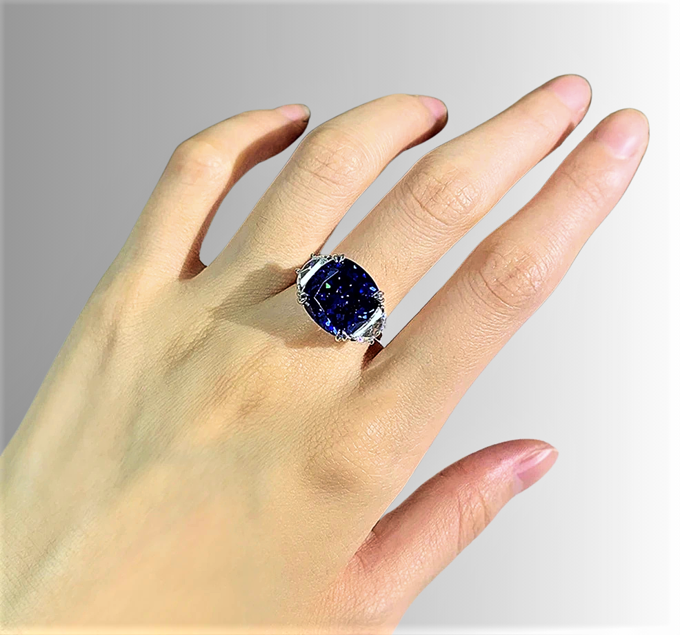 Anello Regalità Scolpita – Zaffiro Royal Blue da ct 10,00 e Diamanti Lab Grown Taglio Trapezio modificato