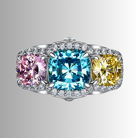 Fascia a Tre pietre con Moissanite Azzurra, Rosa e Gialla Taglio Cuscino e D Color Taglio Brillante