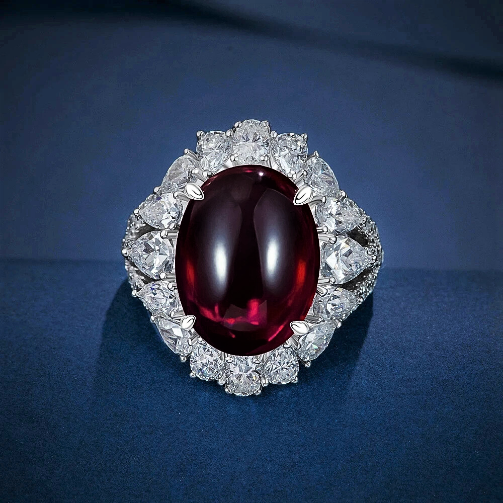 Fascia con Rubino Cabocon da 15 carati e Diamanti Taglio Goccia e Brillante Lab Grown