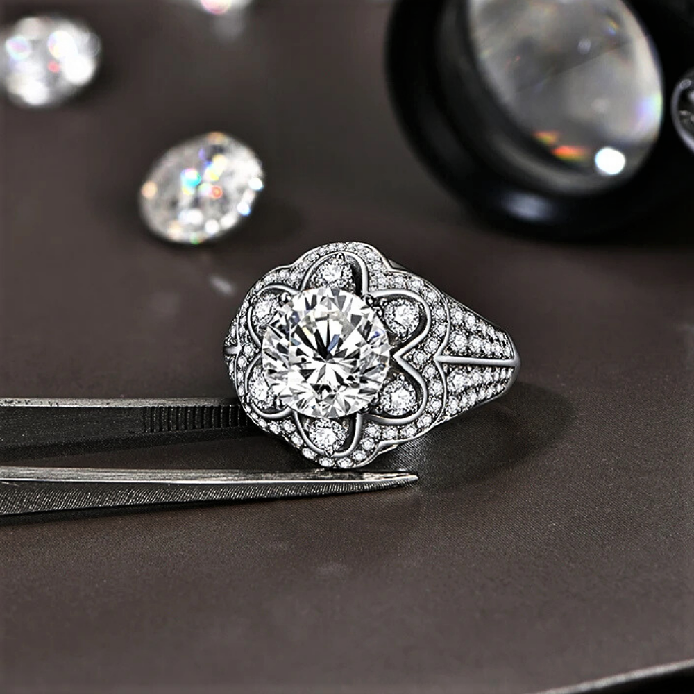 Fascione a Fiore con Moissanite D Color VVS1 da ct 3.00