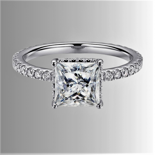 Solitario con Moissanite D color Taglio Princess e Taglio Brillante