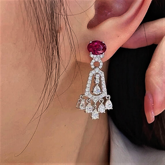 Orecchini pendenti con Rubini Coltivati e Diamanti Sintetici ad Alto Contenuto di Carbonio