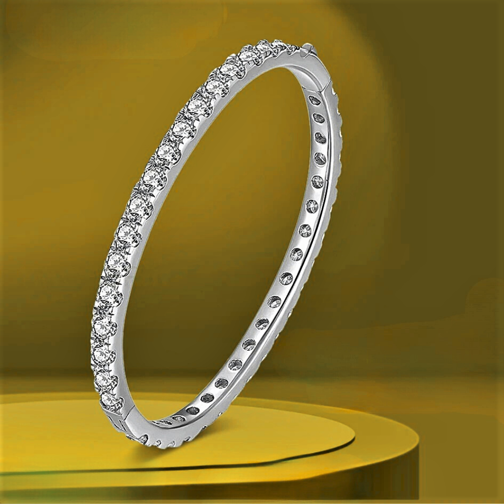 Bracciale Rigido Lux Eternity con Moissaniti D Color fino a 12 Carati