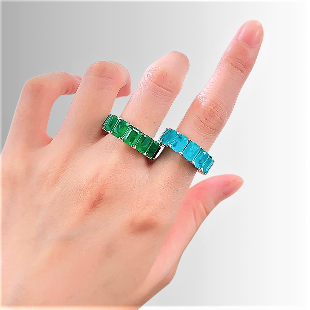 Eternity con Tormalina Paraiba o Smeraldo Colombiano Lab Grown Taglio Smeraldo
