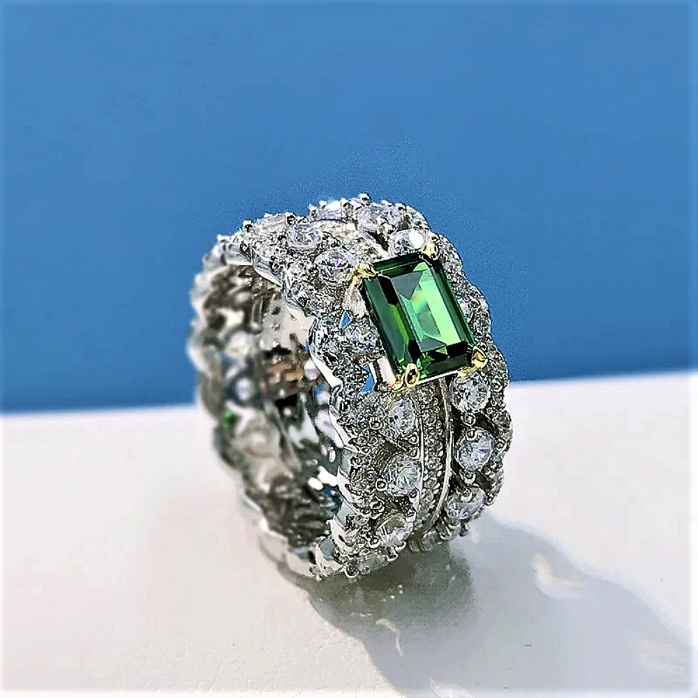 "Green Hope" Band by GlamLuxe 