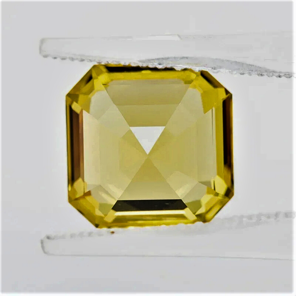 Zaffiro Giallo Lab Grown Taglio Asscher Certificato