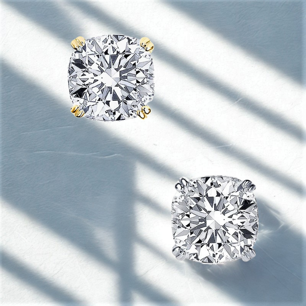 Orecchini Punto Luce con Moissaniti Taglio Cuscino per ct 3,00