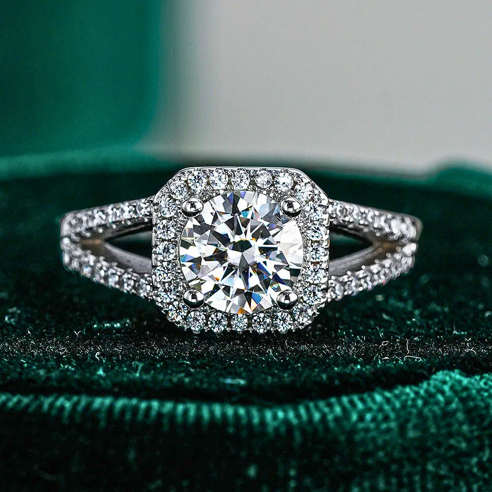 Solitario con Moissanite D Color VVS1 Certificata