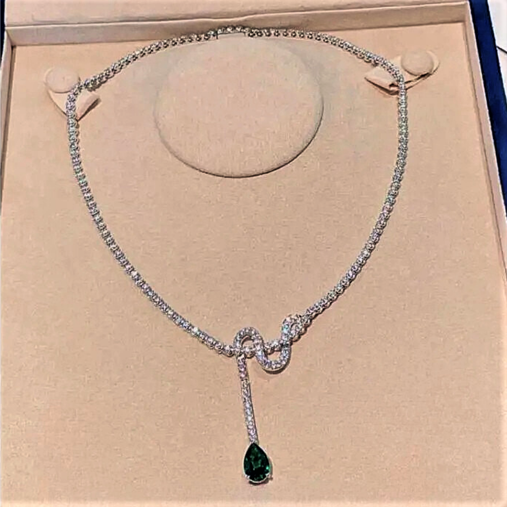 Collana Tennis con Smeraldo Coltivato Taglio Goccia  e Brillanti Sintetici ad Alto Contenuto di Carbonio
