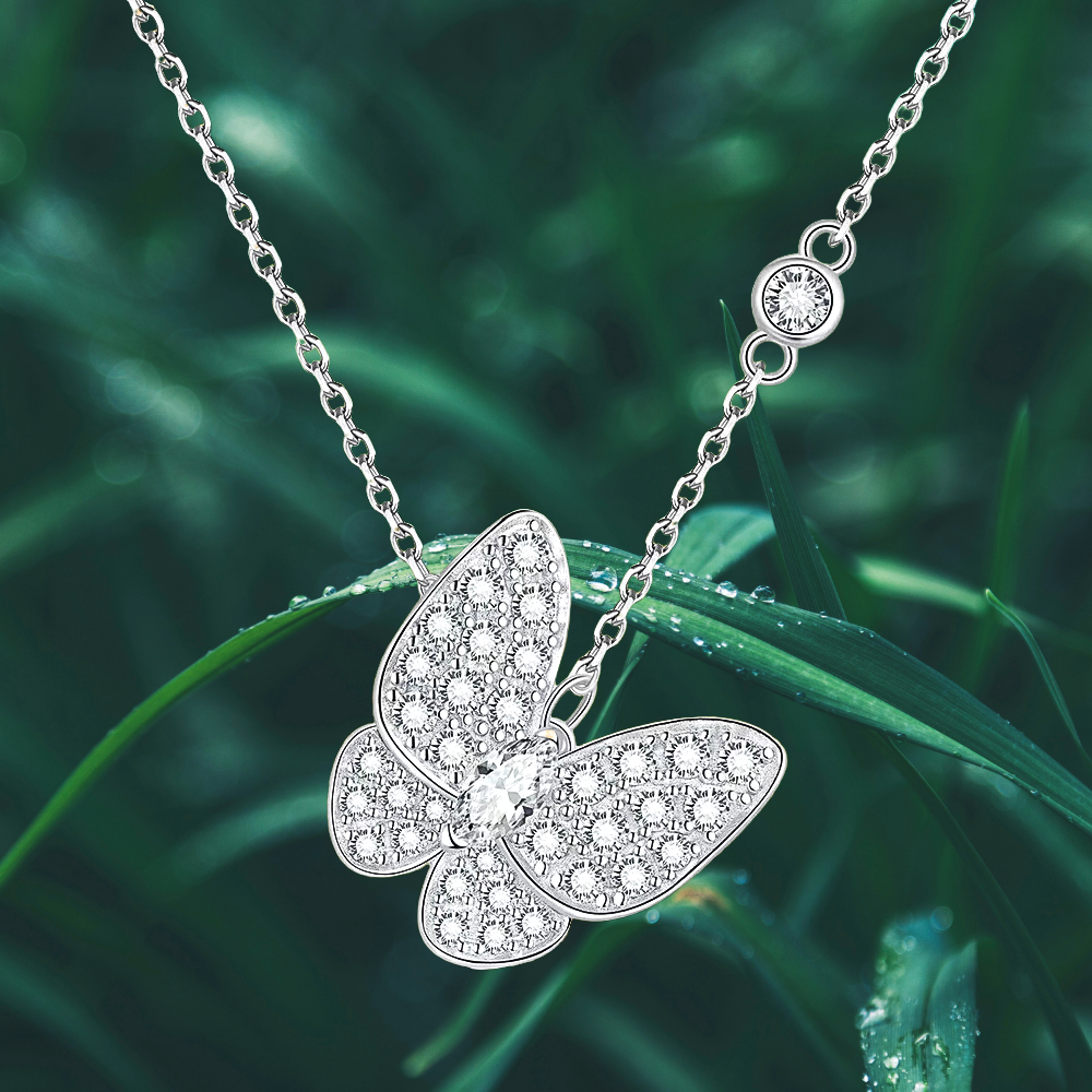 Collana con Farfalla in Pavè di Moissanite per ct 0,70