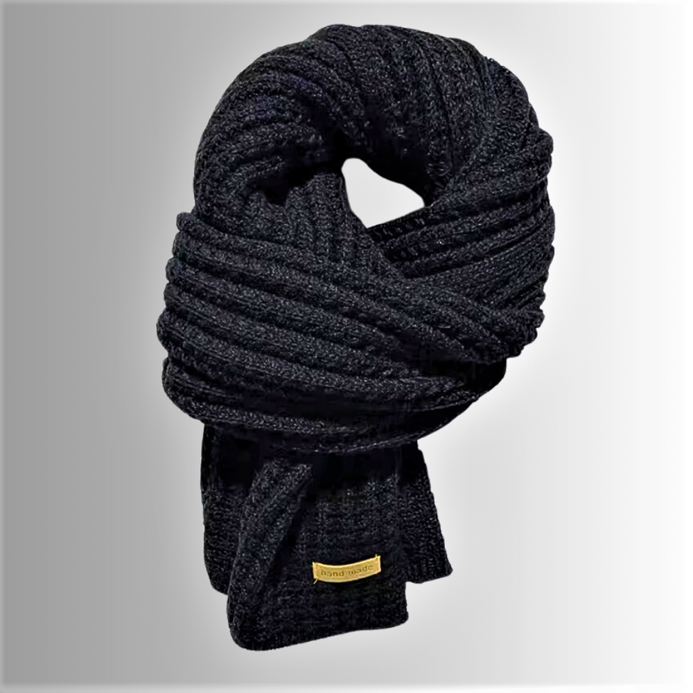 Cashmere Blend Scarf: Elegance, Softness and Warmth 
