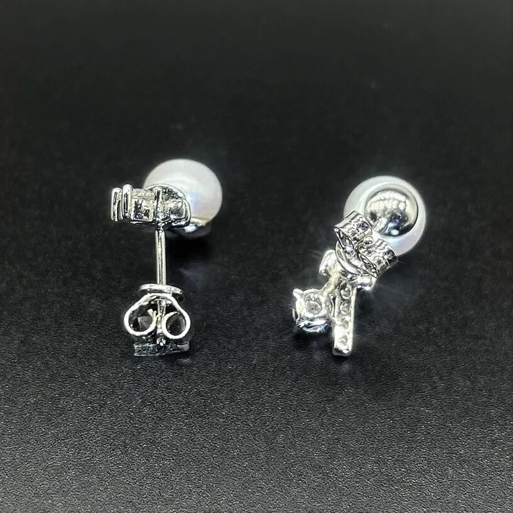 Orecchini a Perno con Moissaniti e Perle