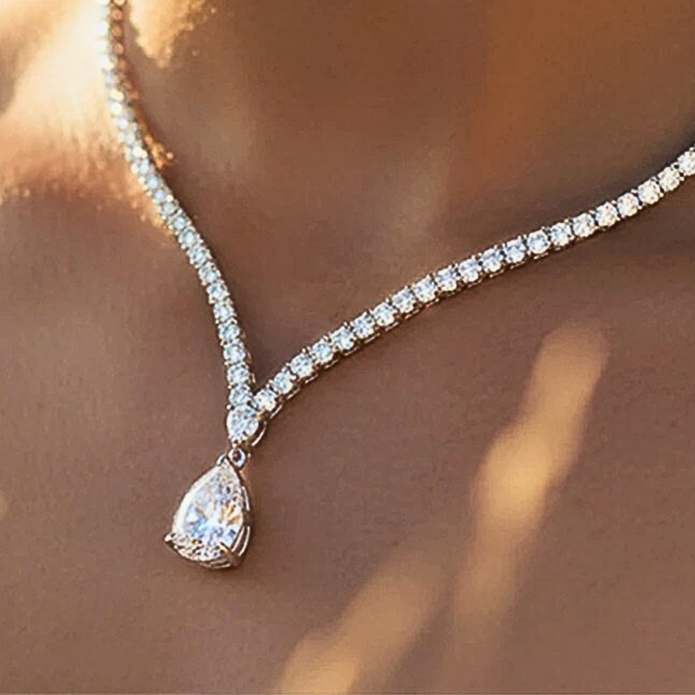 Collana Tennis con Pendente in Moissanite Taglio Goccia di ct 6,80