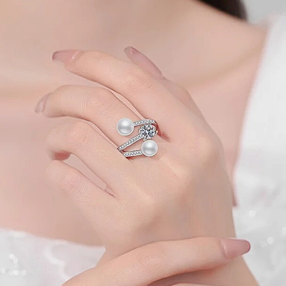 Anello con Moissanite da ct 1,00 e Perle Naturali