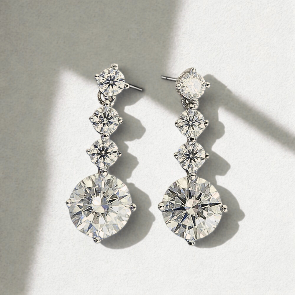 Orecchini Pendenti con Moissaniti per ct 2,60