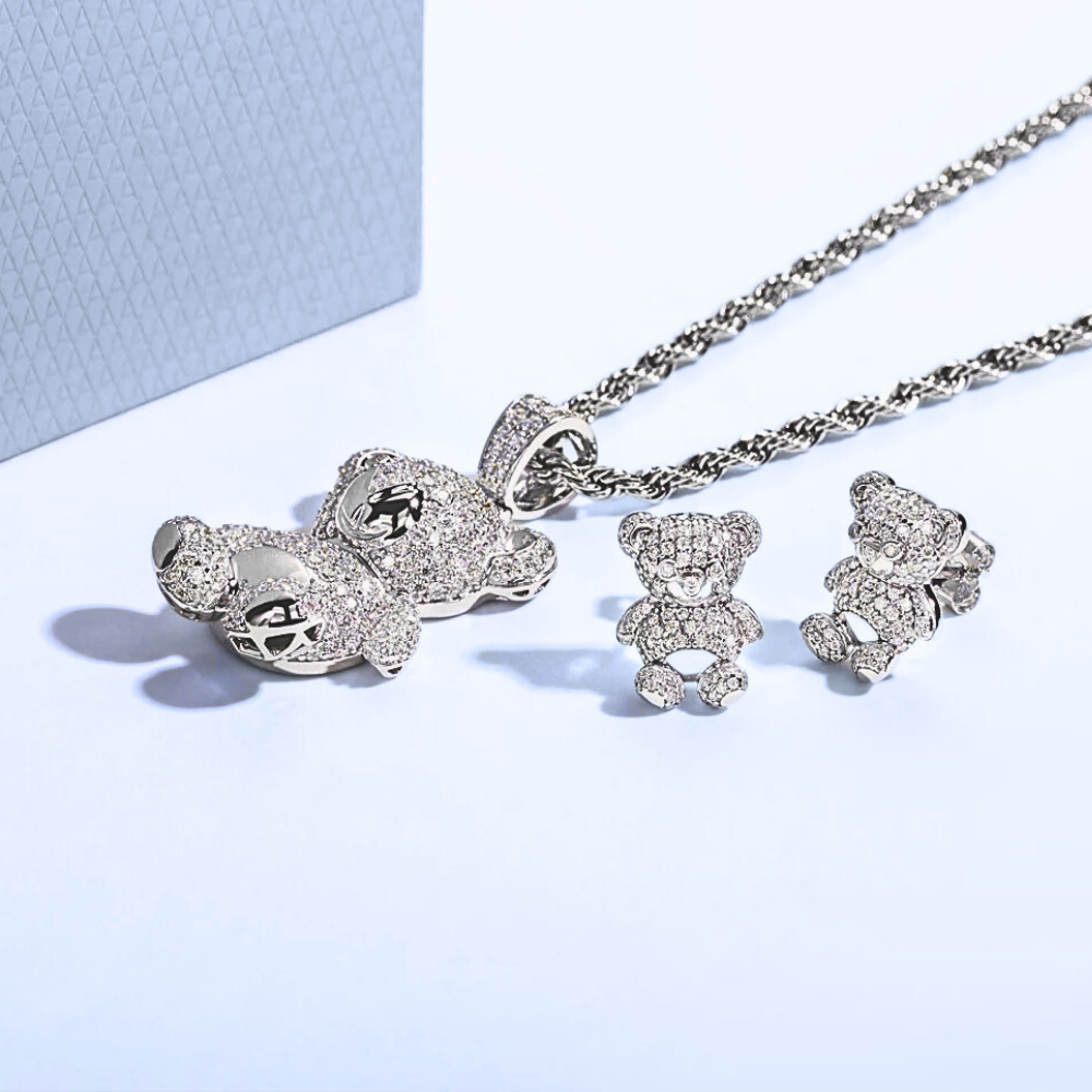 Parure Collana e Orecchini con Orsetti in Moissanite