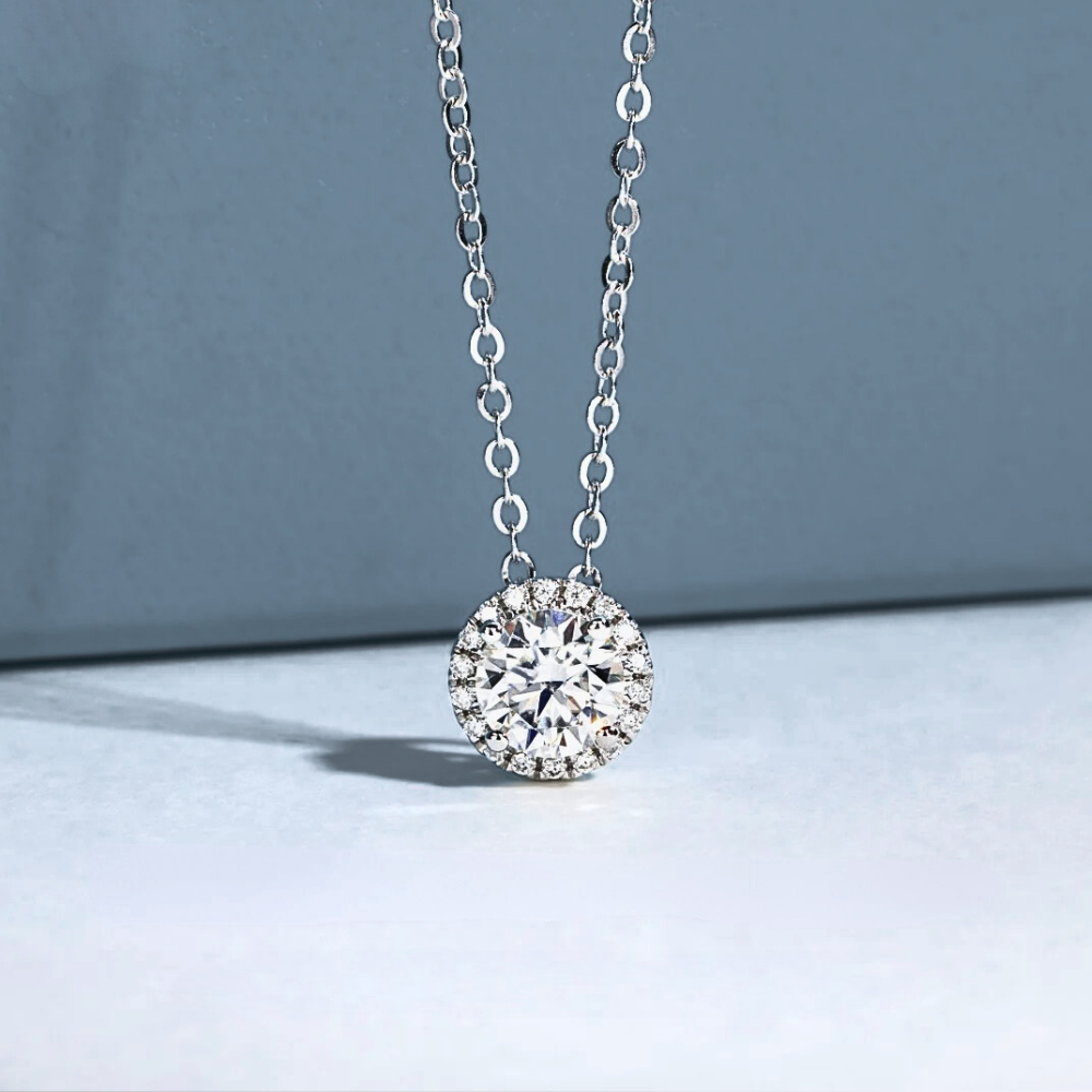 Collana Punte Luce Contornato con Moissanite di ct 1,00