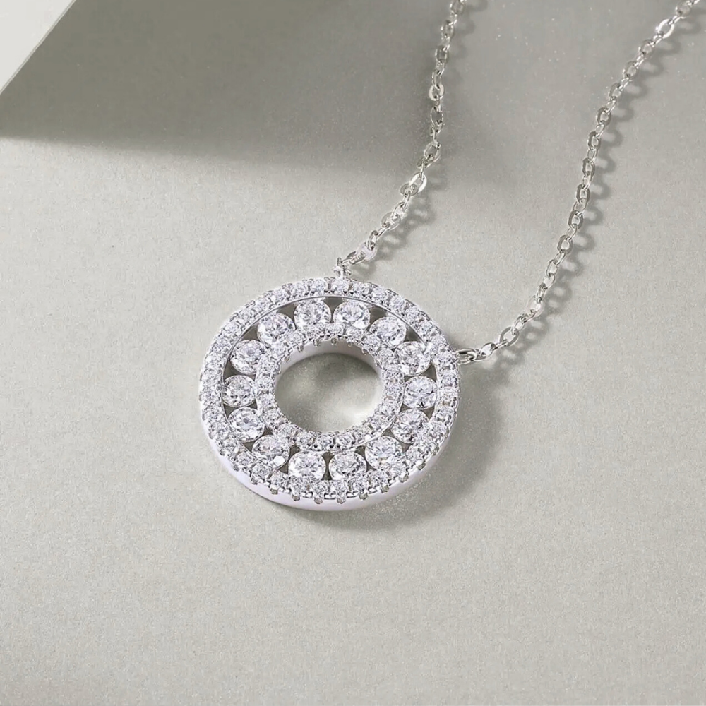 Collana con Ciondolo a Ruota in Moissaniti per ct 1,40