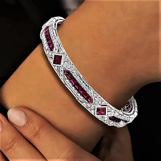 Mini Collezione di Bracciali Rigidi con Zaffiri, Smeraldi o Rubini Coltivati e Brillanti Sintetici