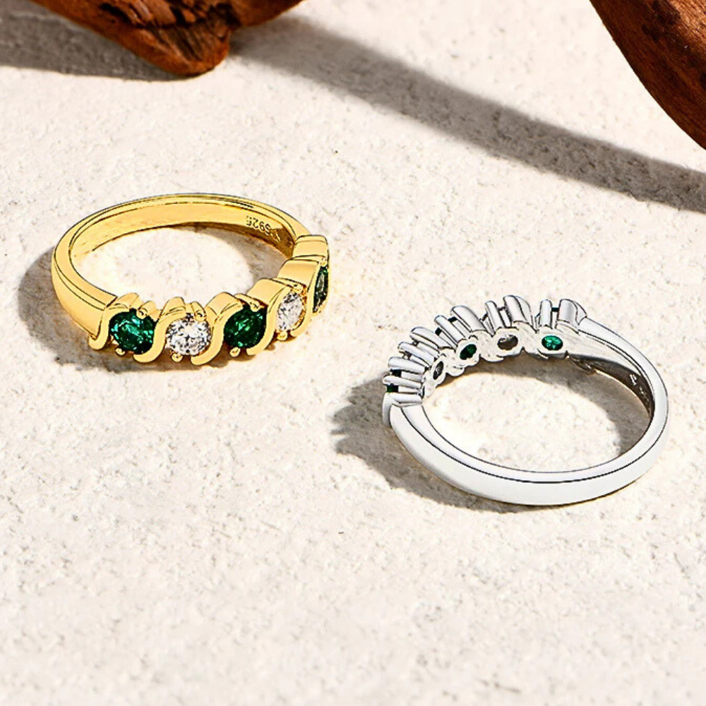 Fede a 5 pietre Bicolore in Mossanite