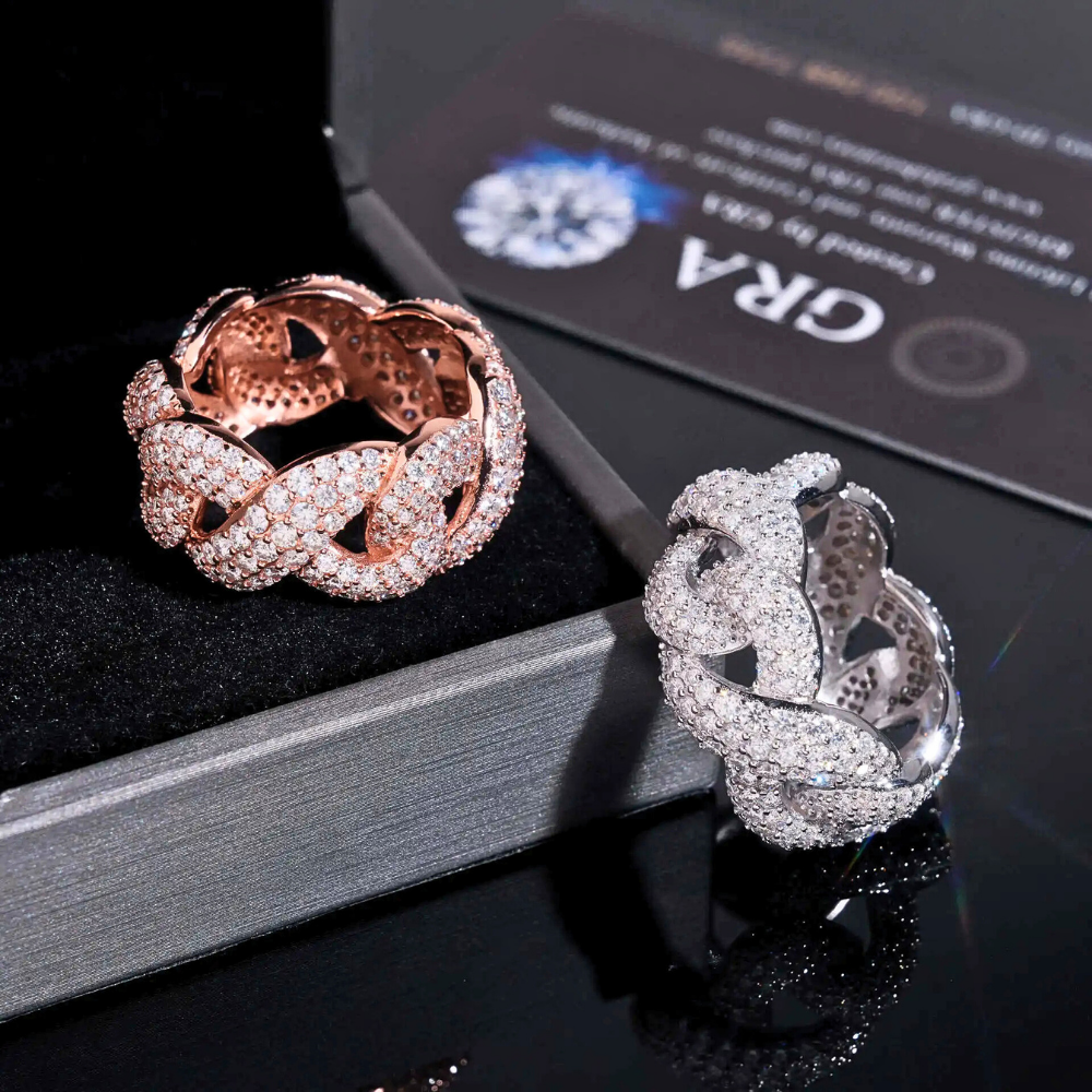Anello "Infinito" con Moissaniti D color Certificate