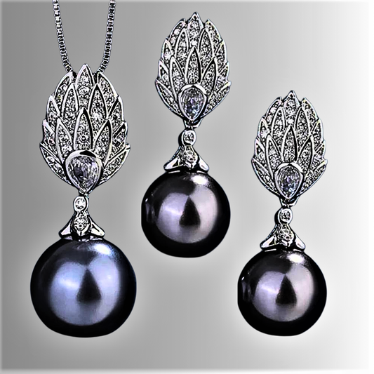 "Flame of Passion" Necklace and Earrings Set from the South Seas