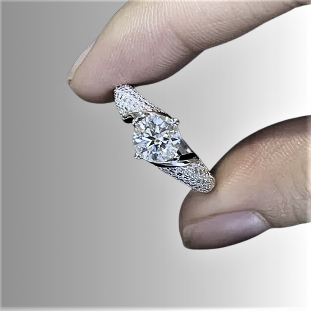 Solitario con Moissanite D Color da ct 1,00 e Pavè