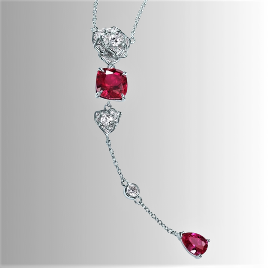 Collana Floreale con Rubini Lab Grown e Brillanti Sintetici ad Alto Contenuto di Carbonio