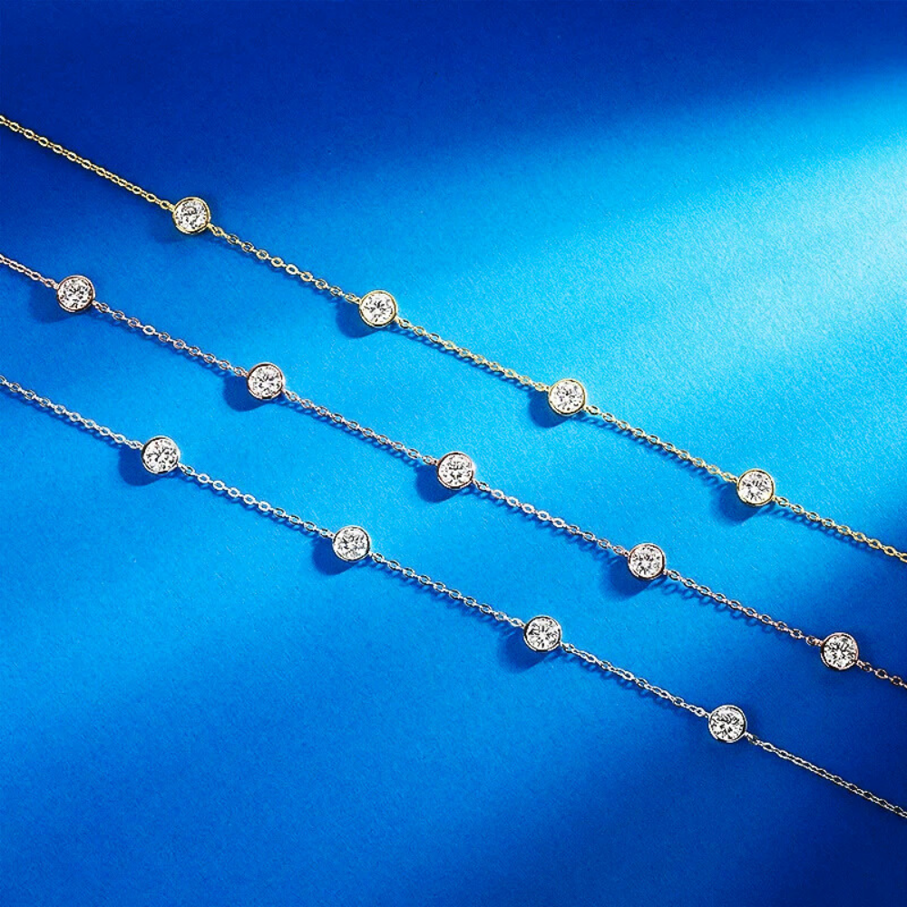 Collana con 5 Castoni Tondi con Moissanite per ct 2,50