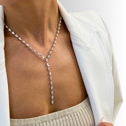 Collana Pendente con Moissaniti Taglio Goccia per ct 29,50