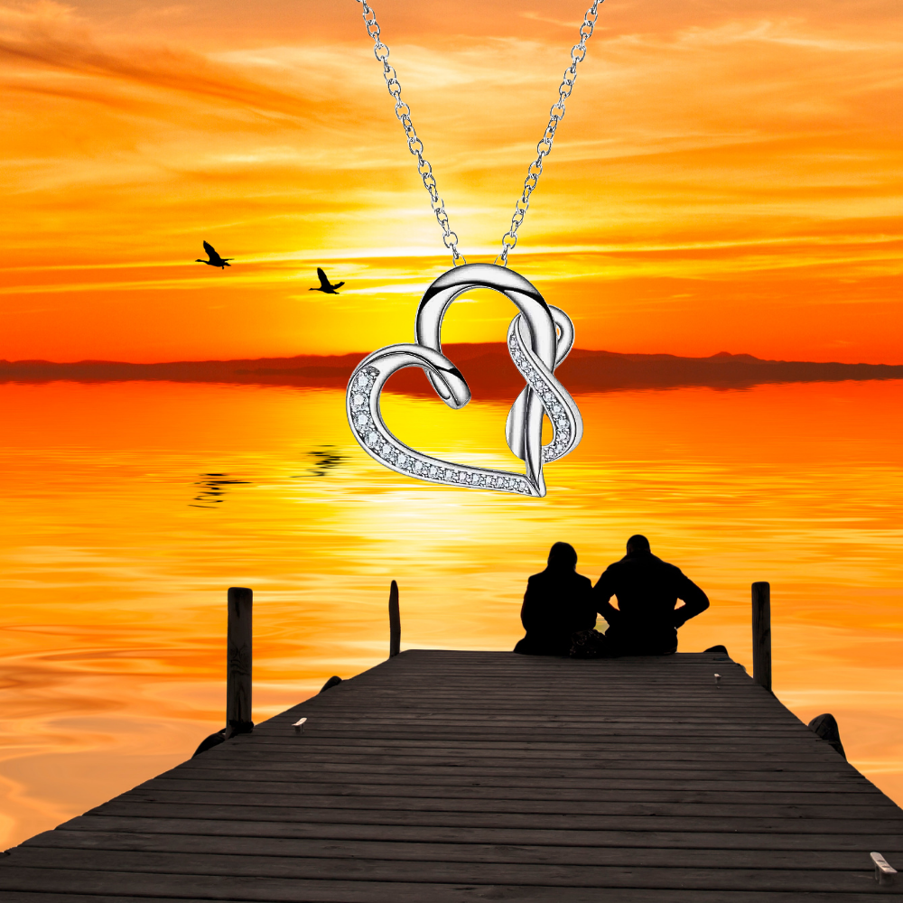 Collana a Cuore con Strisce in Moissaniti