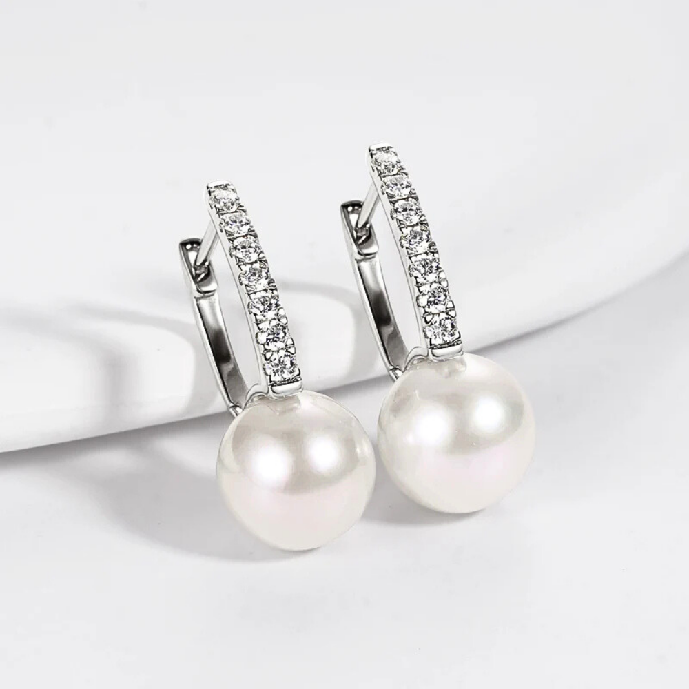 Orecchini a Barretta con Moissanite e Perle Naturali